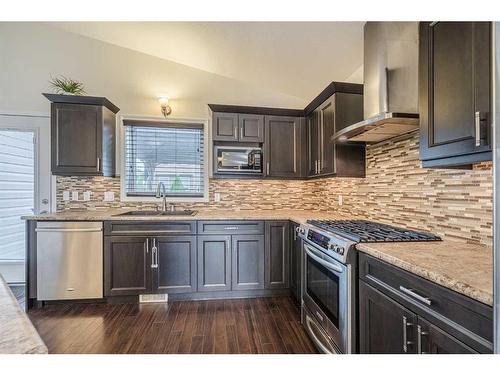 4101 74 Avenue, Lloydminster, AB - Indoor Photo Showing Kitchen With Upgraded Kitchen