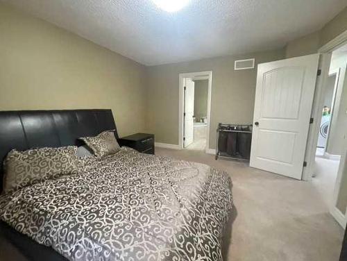 B-820 28 Street, Wainwright, AB - Indoor Photo Showing Bedroom