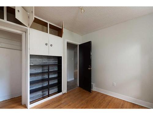 5405 50 Street, Lloydminster, AB - Indoor Photo Showing Other Room