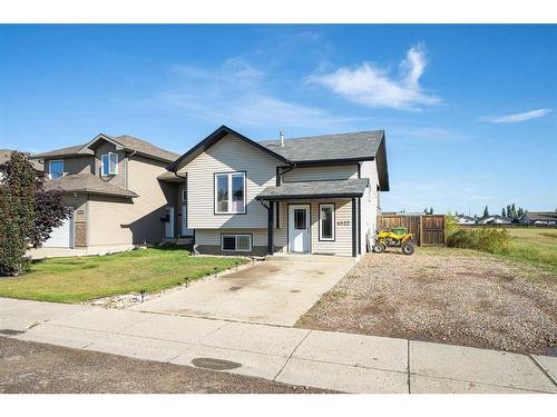 4522 24 Street, Lloydminster, SK - Outdoor With Facade