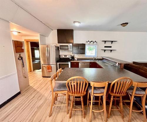 36 Selkirk Avenue, Hughenden, AB - Indoor Photo Showing Dining Room