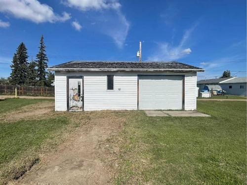 106 Pleasant Drive, Paradise Valley, AB 