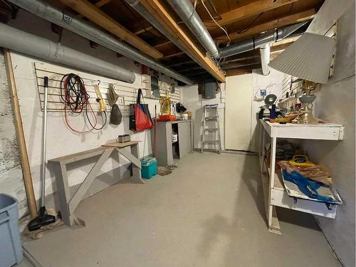 4631 51 Street, Mannville, AB - Indoor Photo Showing Basement