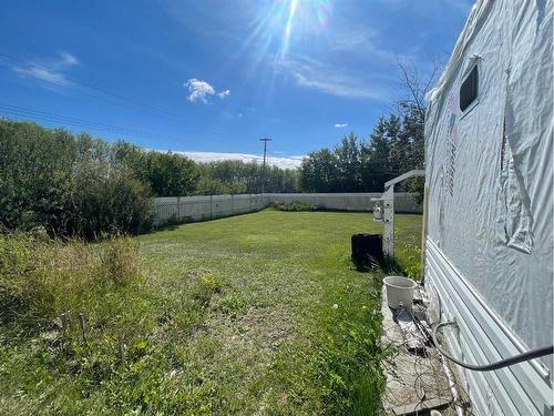 4631 51 Street, Mannville, AB - Outdoor