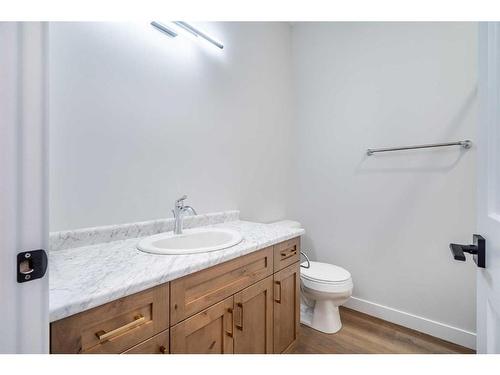 5606 14 Street, Lloydminster, AB - Indoor Photo Showing Bathroom