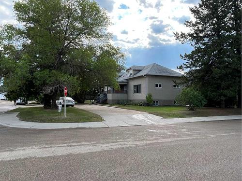 4526 52 Street, Vermilion, AB - Outdoor