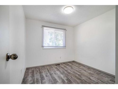 4720 58 Avenue, Lloydminster, AB - Indoor Photo Showing Other Room