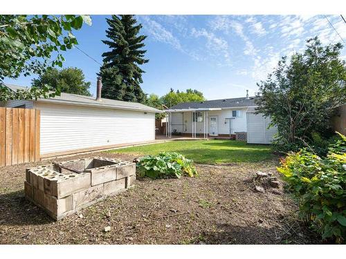 4720 58 Avenue, Lloydminster, AB - Outdoor