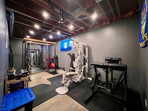 235 14 Street, Wainwright, AB - Indoor Photo Showing Gym Room