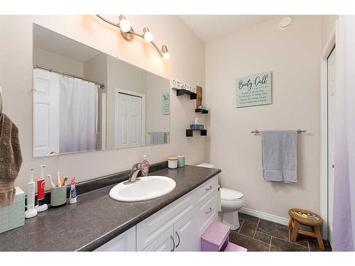 Ne 33-48-25 W3 R.M. Of Wilton, Rural, SK - Indoor Photo Showing Bathroom