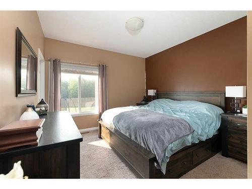 Ne 33-48-25 W3 R.M. Of Wilton, Rural, SK - Indoor Photo Showing Bedroom