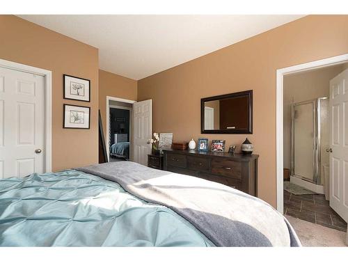 Ne 33-48-25 W3 R.M. Of Wilton, Rural, SK - Indoor Photo Showing Bedroom