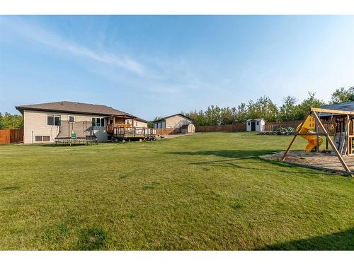 Ne 33-48-25 W3 R.M. Of Wilton, Rural, SK - Outdoor With Deck Patio Veranda With Backyard