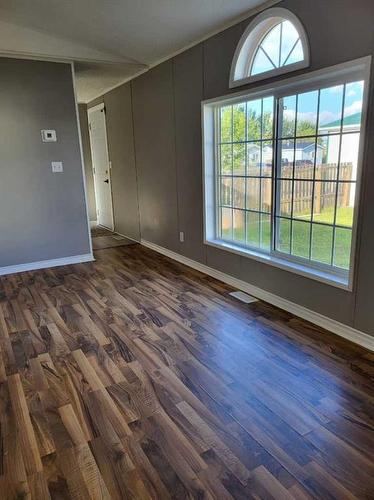 3923 51 Avenue, Provost, AB - Indoor Photo Showing Other Room