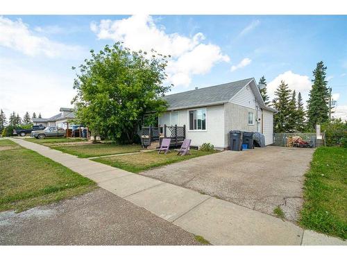 5018 50 Avenue, Kitscoty, AB - Outdoor