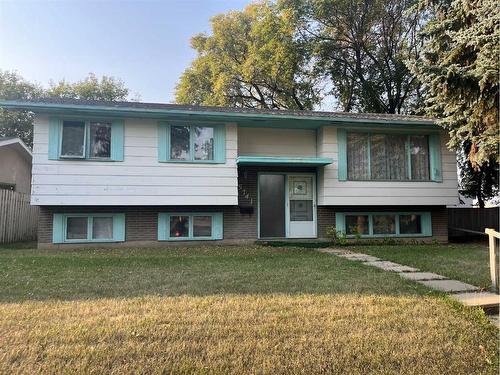 5741 45 Street, Lloydminster, AB - Outdoor With Facade