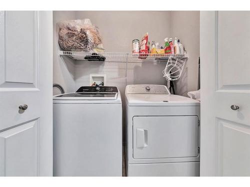 6609 34 Street, Lloydminster, AB - Indoor Photo Showing Laundry Room