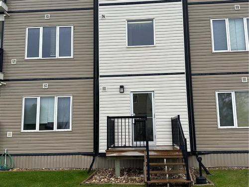 302A-4520 51 Street, Vermilion, AB - Outdoor With Exterior