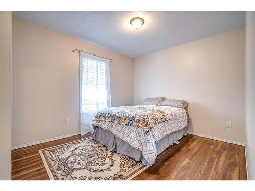 4845 50 Avenue, Kitscoty, AB - Indoor Photo Showing Bedroom