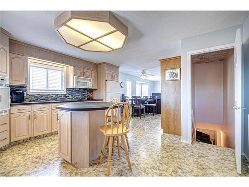 4845 50 Avenue, Kitscoty, AB - Indoor Photo Showing Kitchen