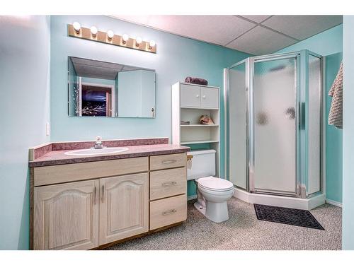 4845 50 Avenue, Kitscoty, AB - Indoor Photo Showing Bathroom