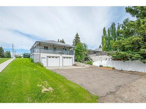 4845 50 Avenue, Kitscoty, AB - Outdoor