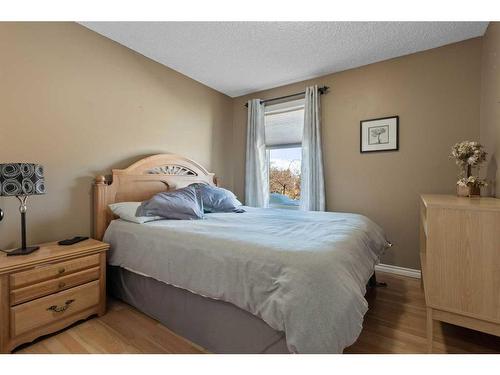 2902 58 Avenue, Lloydminster, AB - Indoor Photo Showing Bedroom