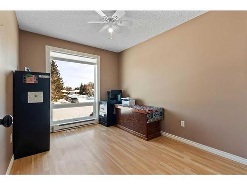 2902 58 Avenue, Lloydminster, AB - Indoor