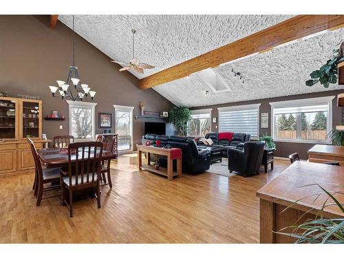 2902 58 Avenue, Lloydminster, AB - Indoor Photo Showing Dining Room