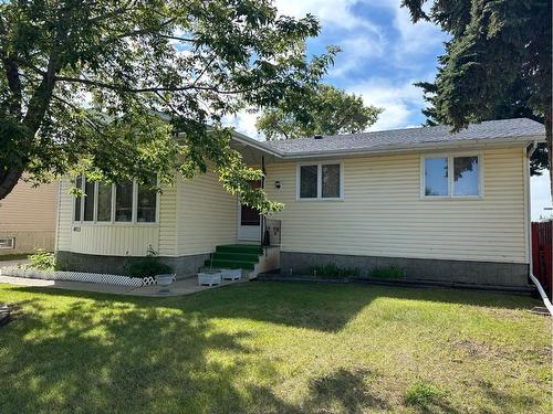 4815 43 Street, Vermilion, AB - Outdoor