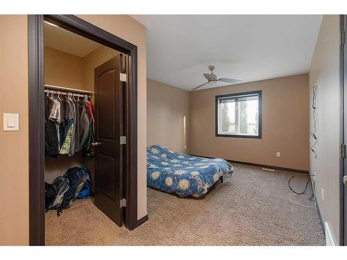 5801 20 Street Close, Lloydminster, AB - Indoor Photo Showing Bedroom