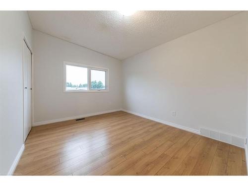 5308 35 Street, Lloydminster, AB - Indoor Photo Showing Other Room