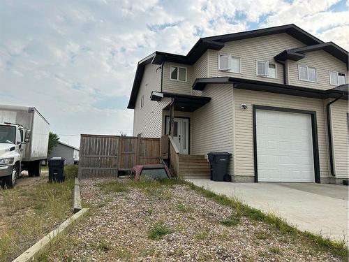 407 6 Street North, Marwayne, AB - Outdoor