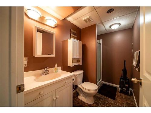 5516 43A Street, Provost, AB - Indoor Photo Showing Bathroom