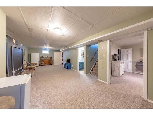 107 5 Avenue West, Maidstone, SK - Indoor