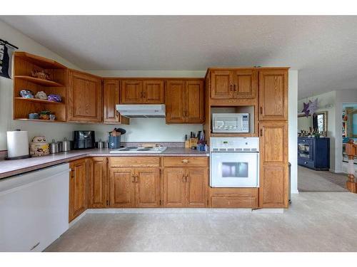 107 5 Avenue West, Maidstone, SK - Indoor Photo Showing Kitchen