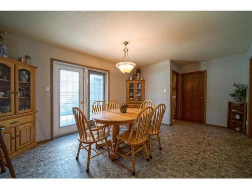 1038 16 Avenue, Wainwright, AB - Indoor Photo Showing Dining Room