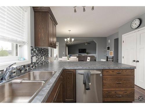 7213 29 Street, Lloydminster, AB - Indoor Photo Showing Kitchen With Double Sink