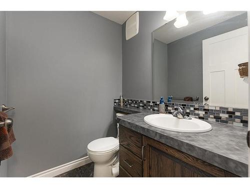 7213 29 Street, Lloydminster, AB - Indoor Photo Showing Bathroom