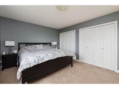 7213 29 Street, Lloydminster, AB - Indoor Photo Showing Bedroom