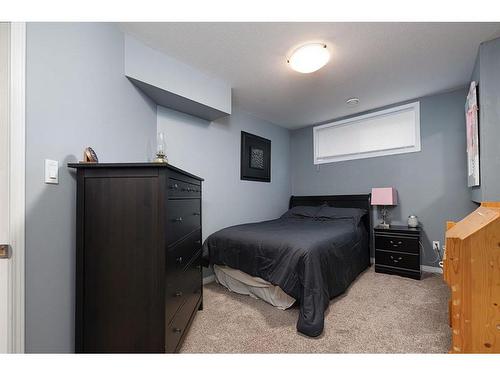 7213 29 Street, Lloydminster, AB - Indoor Photo Showing Bedroom