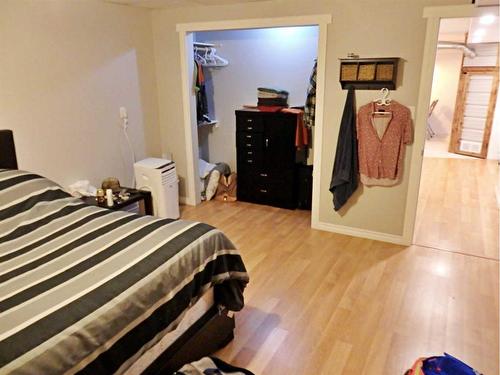 4702 52 Avenue, Vermilion, AB - Indoor Photo Showing Bedroom