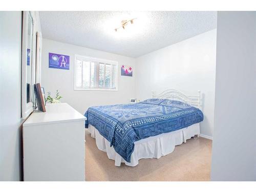 411 4 Avenue East, St. Walburg, SK - Indoor Photo Showing Bedroom