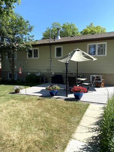 411 4 Avenue East, St. Walburg, SK - Outdoor