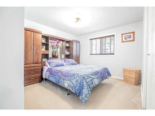 411 4 Avenue East, St. Walburg, SK - Indoor Photo Showing Bedroom