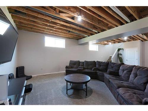 14-2715 73 Avenue, Lloydminster, AB - Indoor Photo Showing Basement