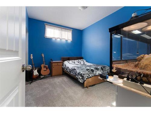 14-2715 73 Avenue, Lloydminster, AB - Indoor Photo Showing Bedroom