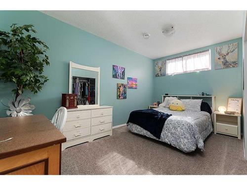 14-2715 73 Avenue, Lloydminster, AB - Indoor Photo Showing Bedroom