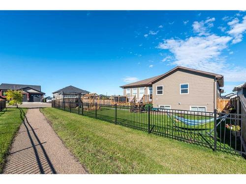 14-2715 73 Avenue, Lloydminster, AB - Outdoor