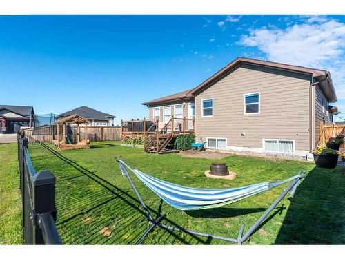 14-2715 73 Avenue, Lloydminster, AB - Outdoor With Backyard